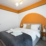 Spacious 109 Apartment *
