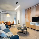 Spacious 109 Apartment