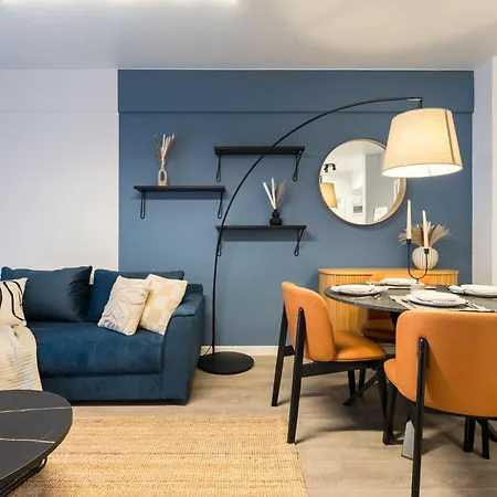 Spacious 109 Apartament