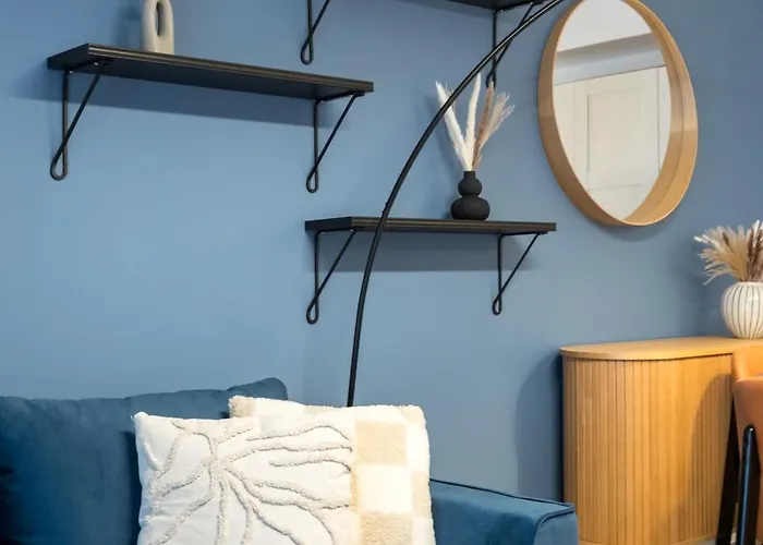 Spacious 109 Apartament